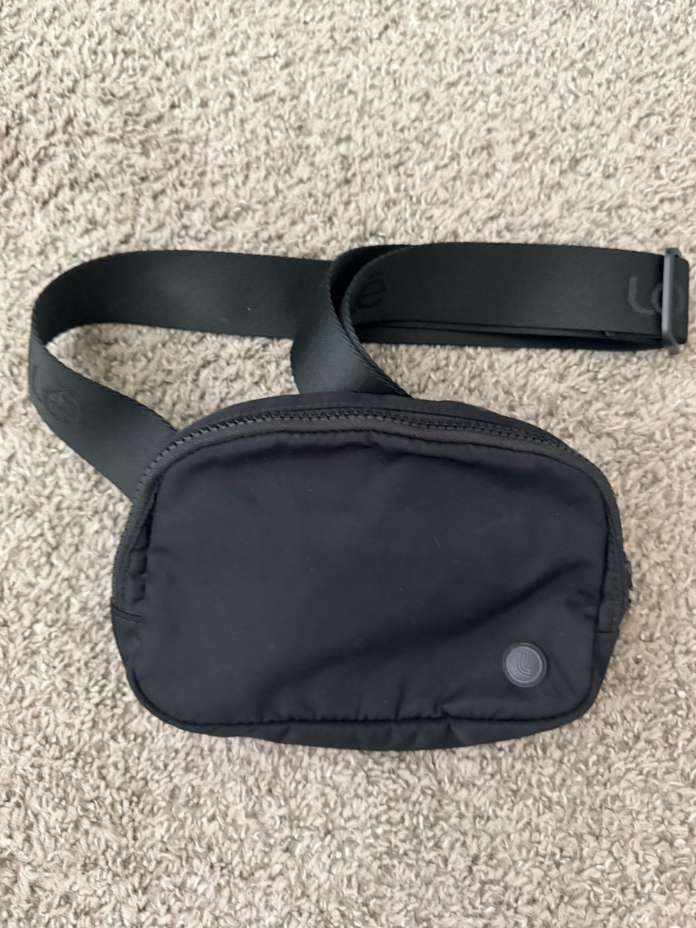 Lole Black Men's Belt Bag with Adjustable Strap